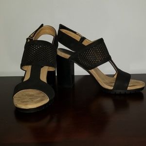 Adrienne Vittadini heels